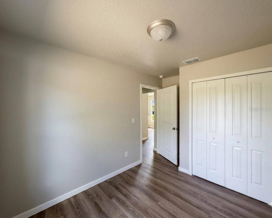 343 N MAIN AVENUE, Groveland, FL 34736 343 N MAIN AVENUE, Groveland, FL 34736
