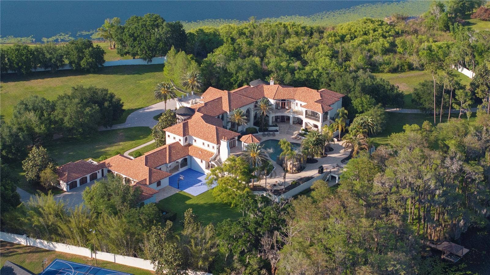 5603 MARLEON DRIVE, Windermere, FL 34786 5603 MARLEON DRIVE, Windermere, FL 34786
