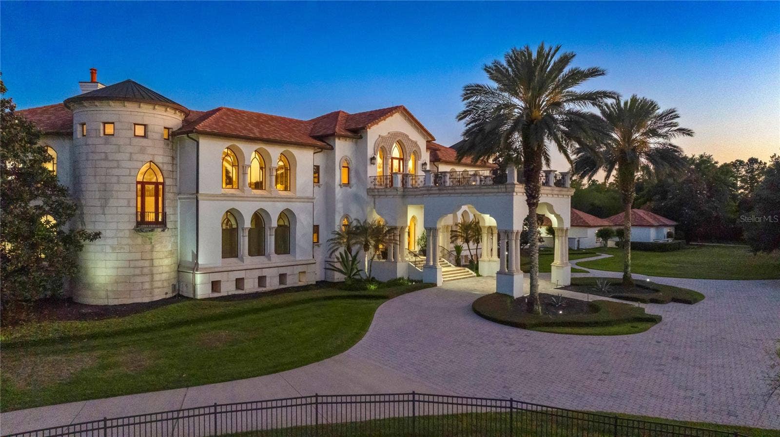 5603 MARLEON DRIVE, Windermere, FL 34786 5603 MARLEON DRIVE, Windermere, FL 34786