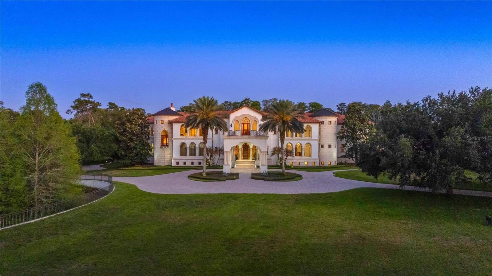 5603 MARLEON DRIVE, Windermere, FL 34786 5603 MARLEON DRIVE, Windermere, FL 34786
