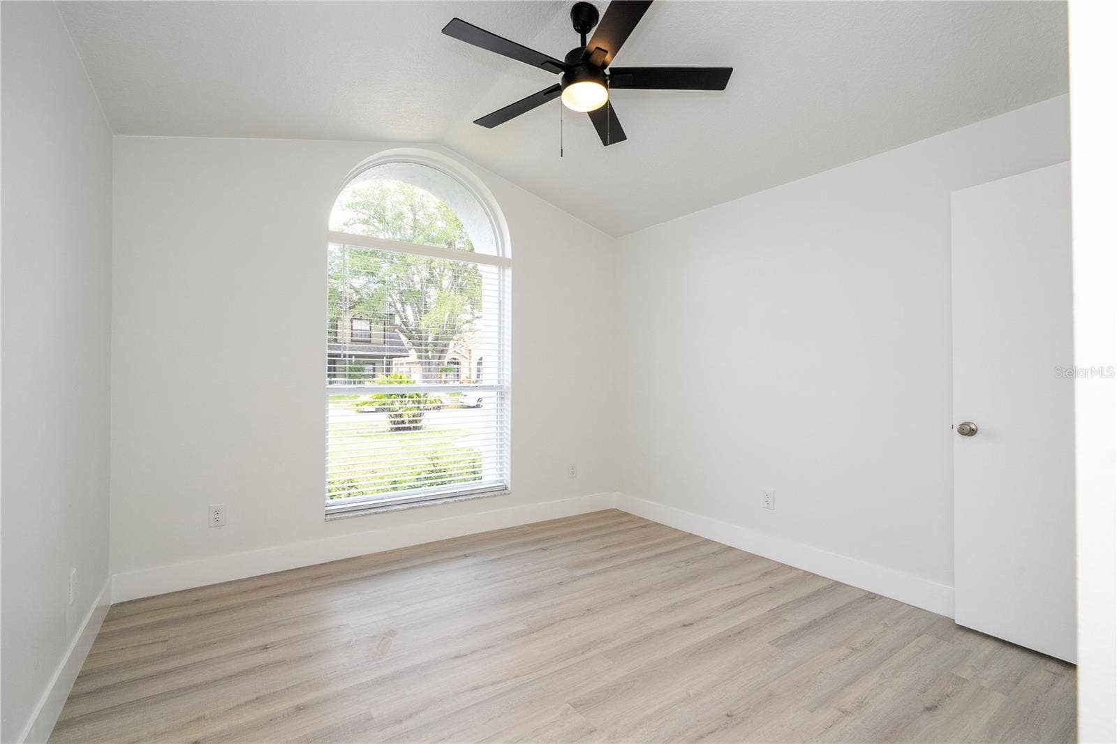 2218 NEWT STREET, Orlando, FL 32837 2218 NEWT STREET, Orlando, FL 32837