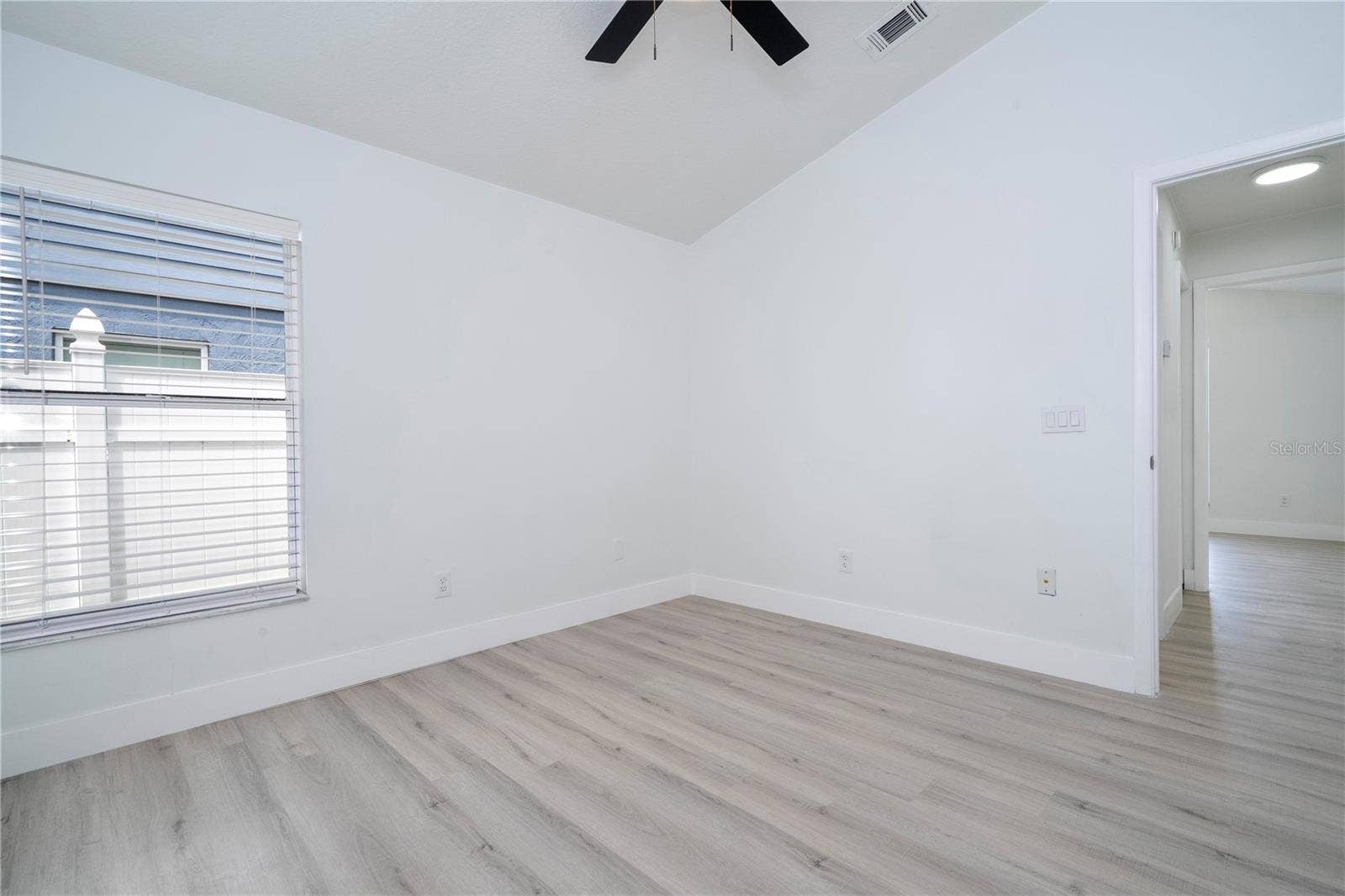 2218 NEWT STREET, Orlando, FL 32837 2218 NEWT STREET, Orlando, FL 32837