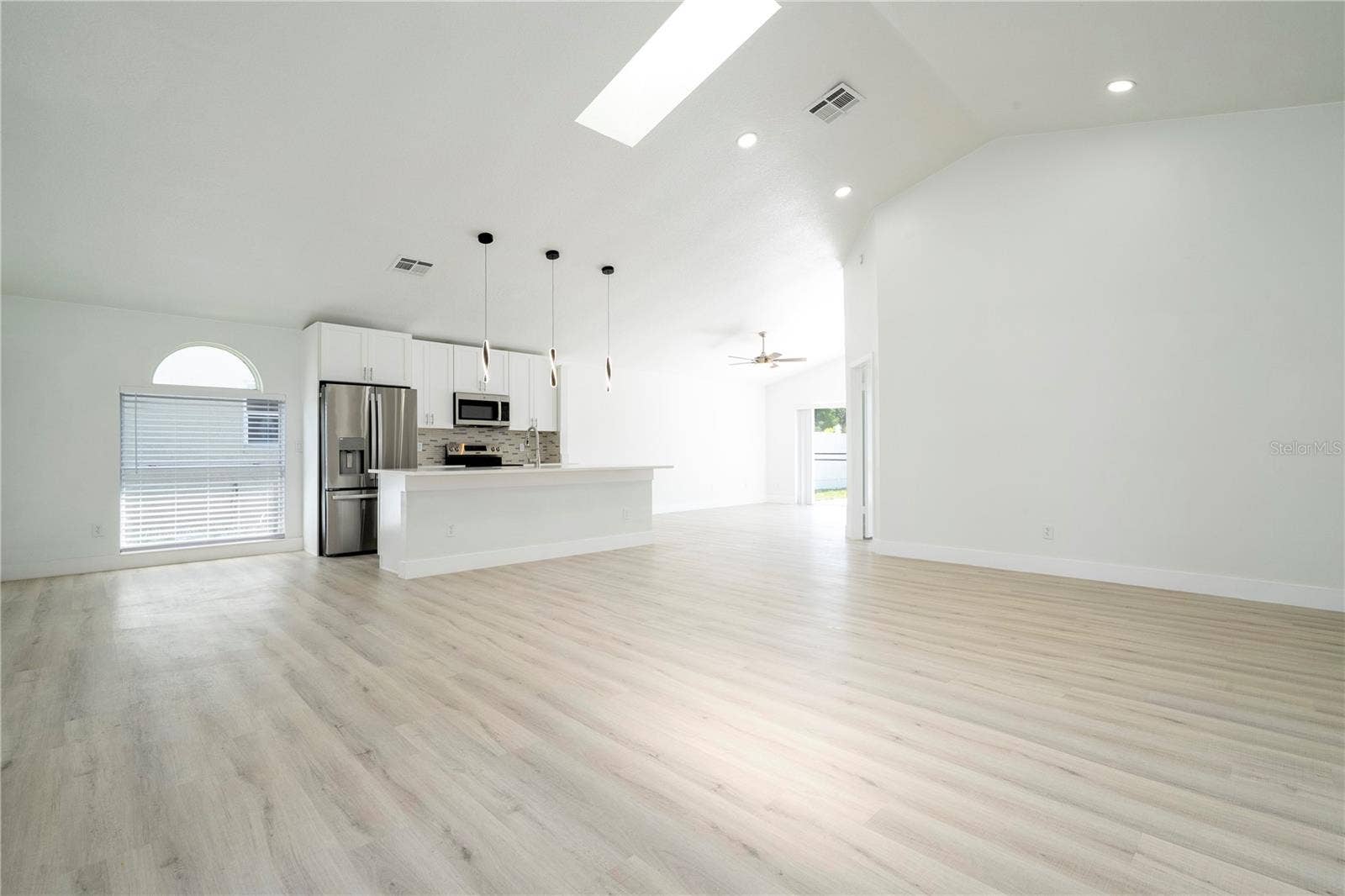 2218 NEWT STREET, Orlando, FL 32837 2218 NEWT STREET, Orlando, FL 32837