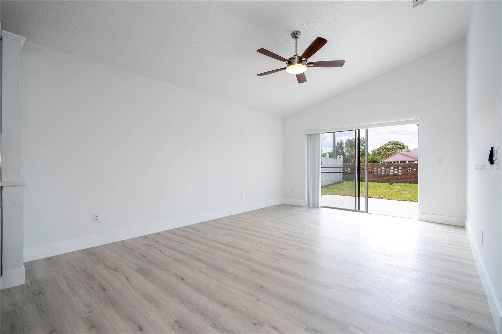 2218 NEWT STREET, Orlando, FL 32837 2218 NEWT STREET, Orlando, FL 32837