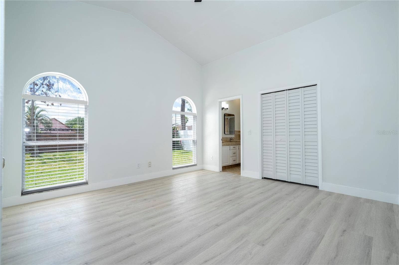 2218 NEWT STREET, Orlando, FL 32837 2218 NEWT STREET, Orlando, FL 32837