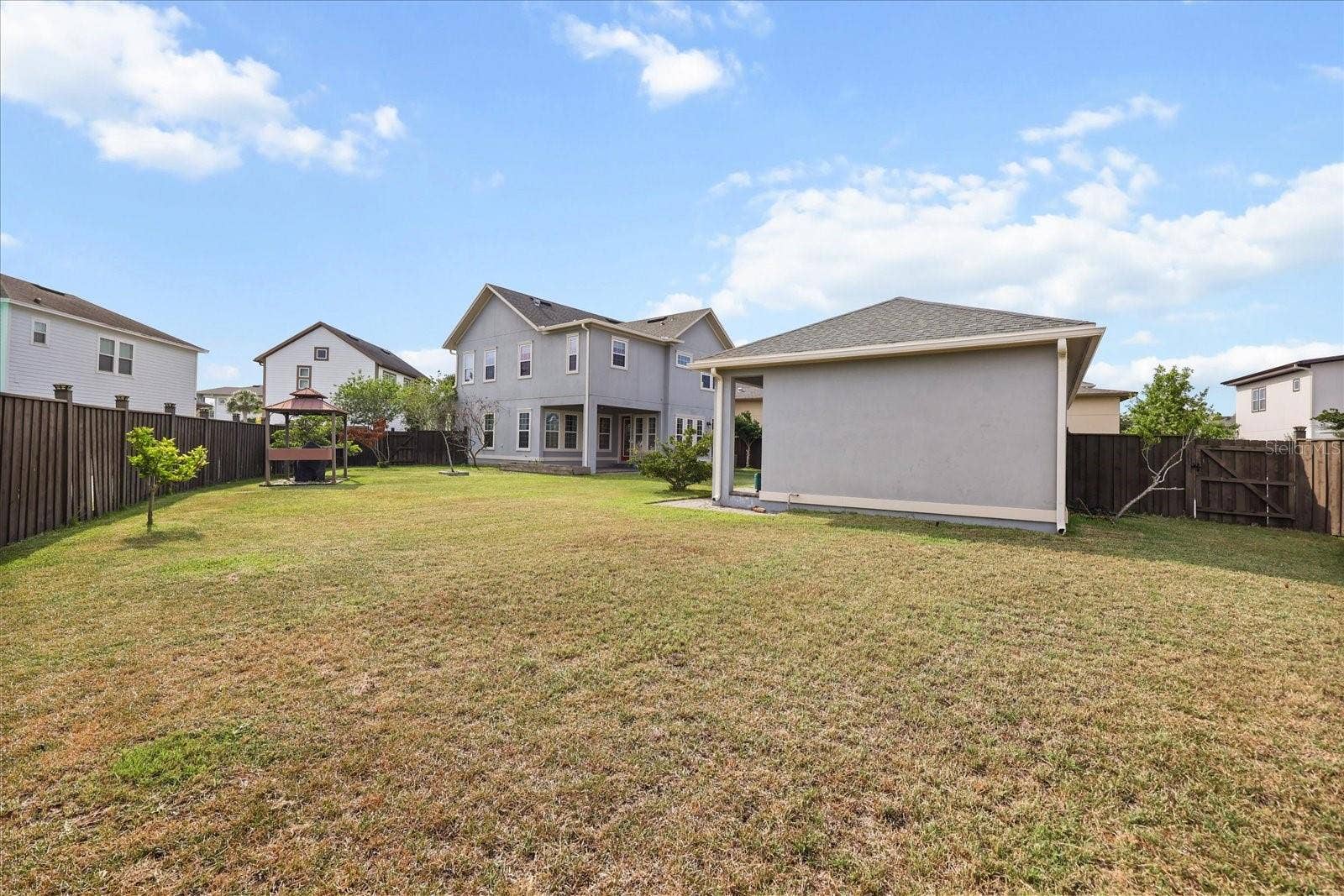 13358 BEEBE ALLEY, Orlando, FL 32827 HUGE backyard