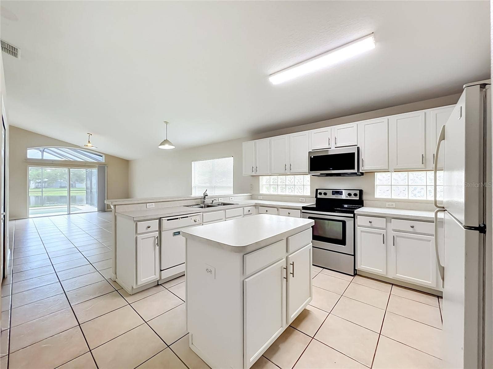 5373 TORTUGA DRIVE, Orlando, FL 32837 5373 TORTUGA DRIVE, Orlando, FL 32837
