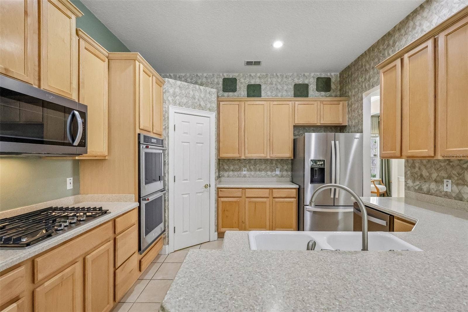 8525 BOWDEN WAY, Windermere, FL 34786 8525 BOWDEN WAY, Windermere, FL 34786
