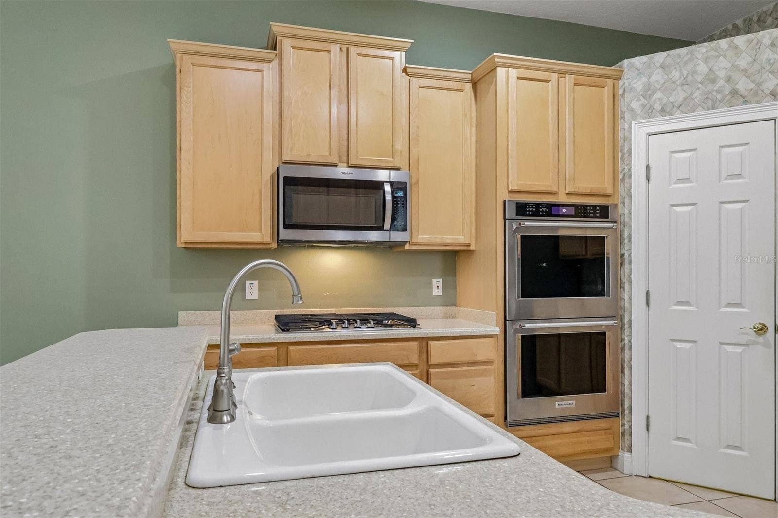 8525 BOWDEN WAY, Windermere, FL 34786 8525 BOWDEN WAY, Windermere, FL 34786