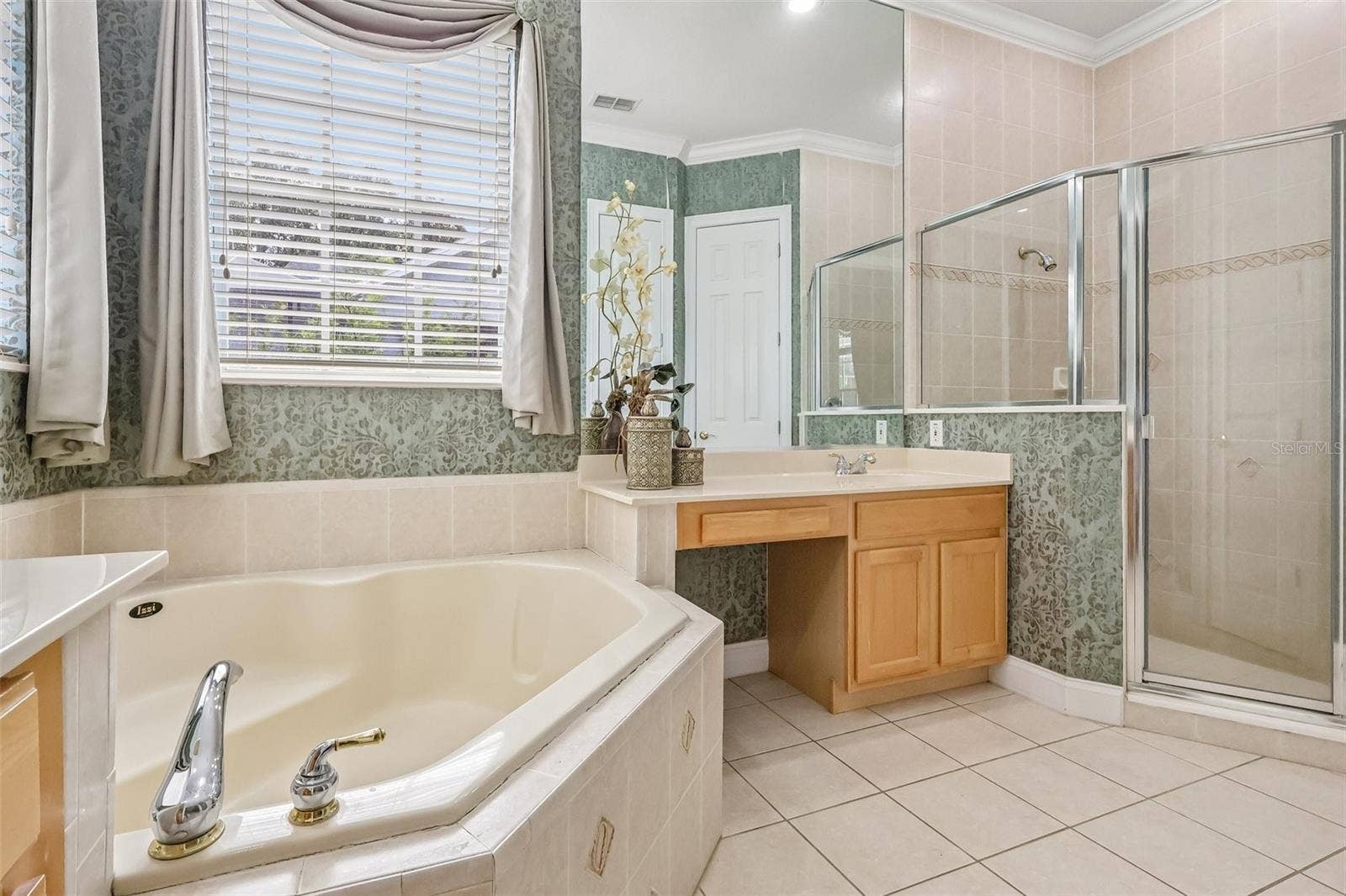 8525 BOWDEN WAY, Windermere, FL 34786 8525 BOWDEN WAY, Windermere, FL 34786