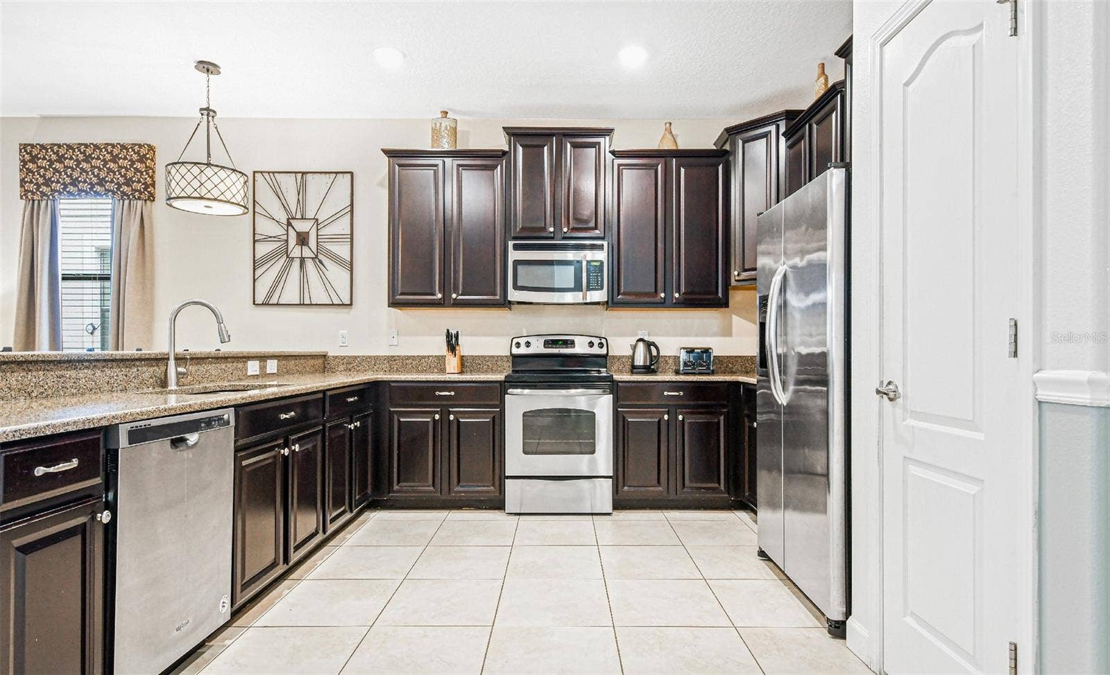 9026 SHADOW MOUNTAIN STREET, Davenport, FL 33896 9026 SHADOW MOUNTAIN STREET, Davenport, FL 33896