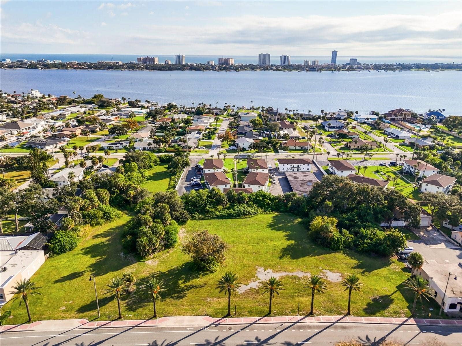 1771 S RIDGE WOOD AVENUE, South Daytona, FL 32119 1771 S RIDGE WOOD AVENUE, South Daytona, FL 32119