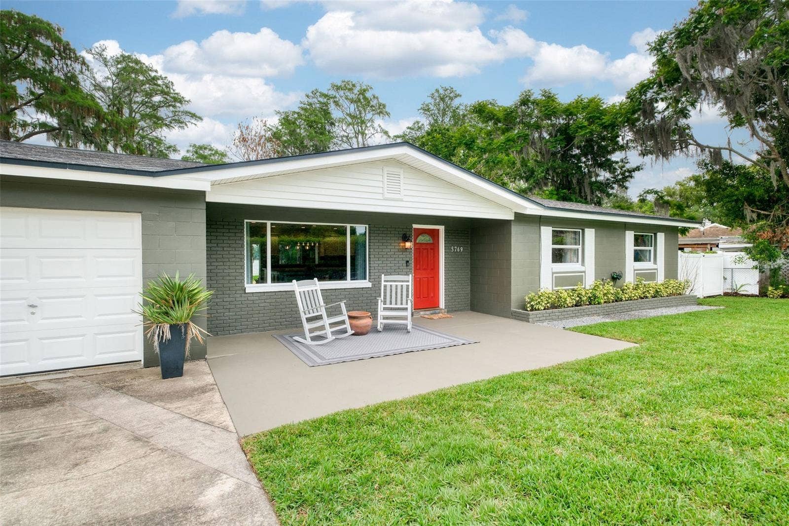 5769 ROCKWOOD AVENUE, Orlando, FL 32839 Welcome to 5769 Rockwood Ave!