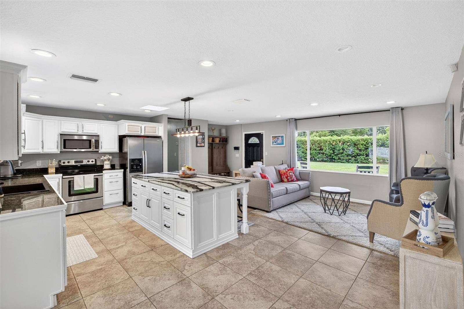 5769 ROCKWOOD AVENUE, Orlando, FL 32839 Kitchen