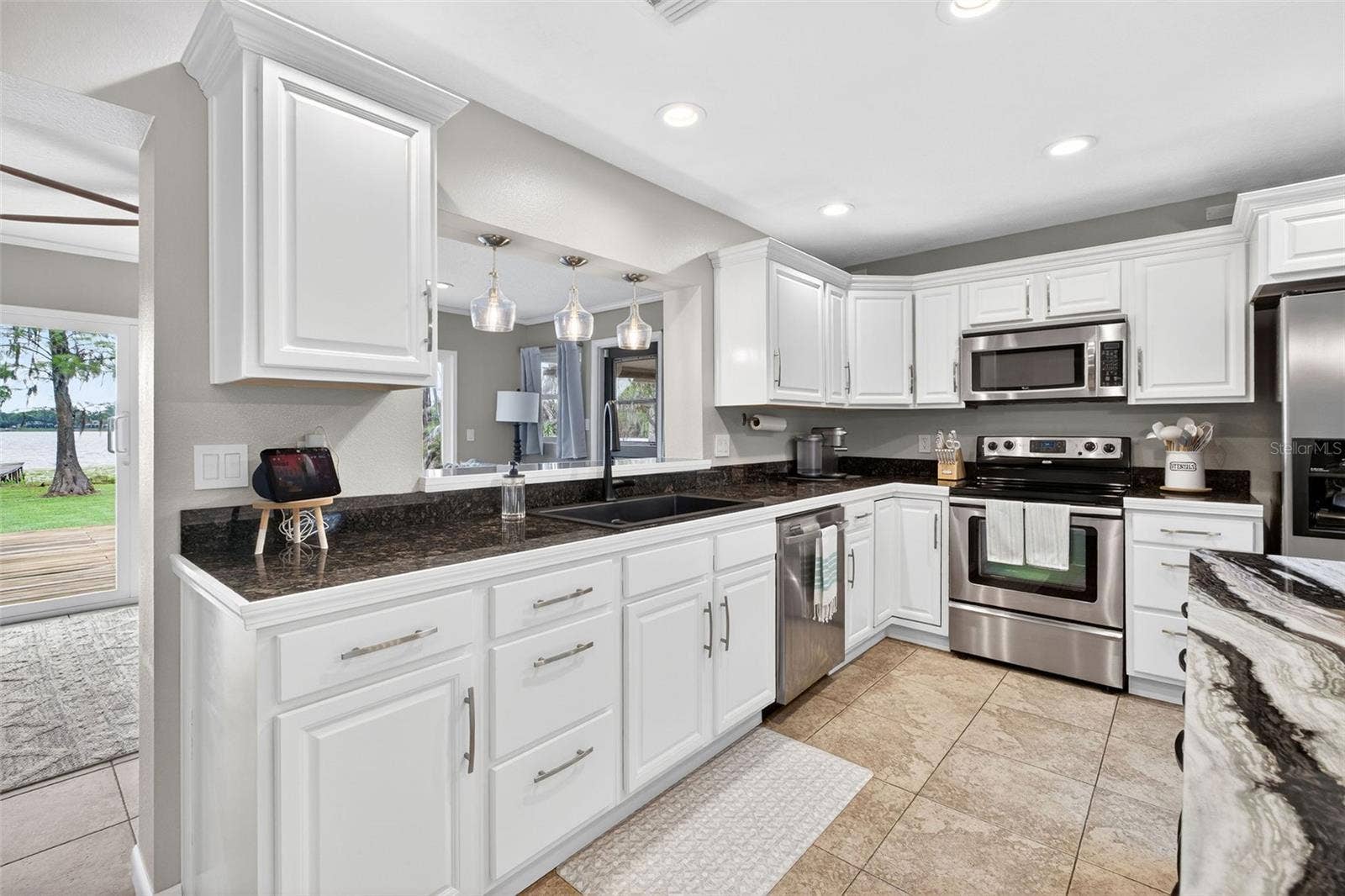 5769 ROCKWOOD AVENUE, Orlando, FL 32839 Kitchen