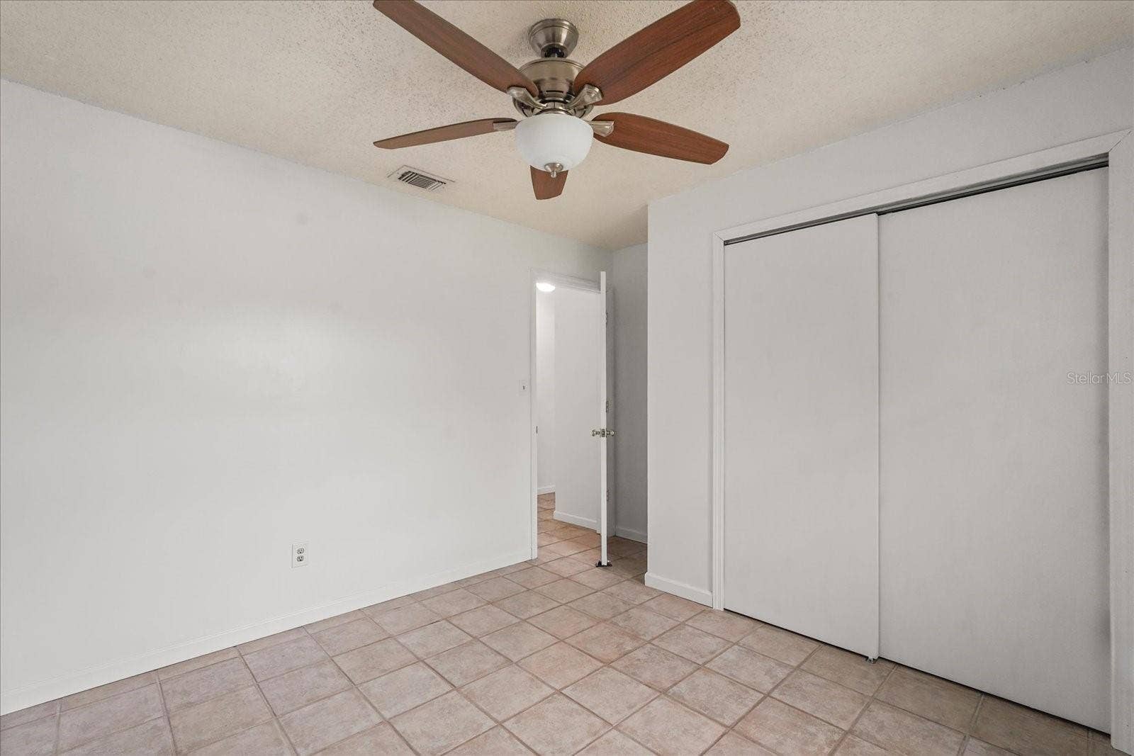 2019 PAPRIKA DRIVE, Orlando, FL 32837 2019 PAPRIKA DRIVE, Orlando, FL 32837