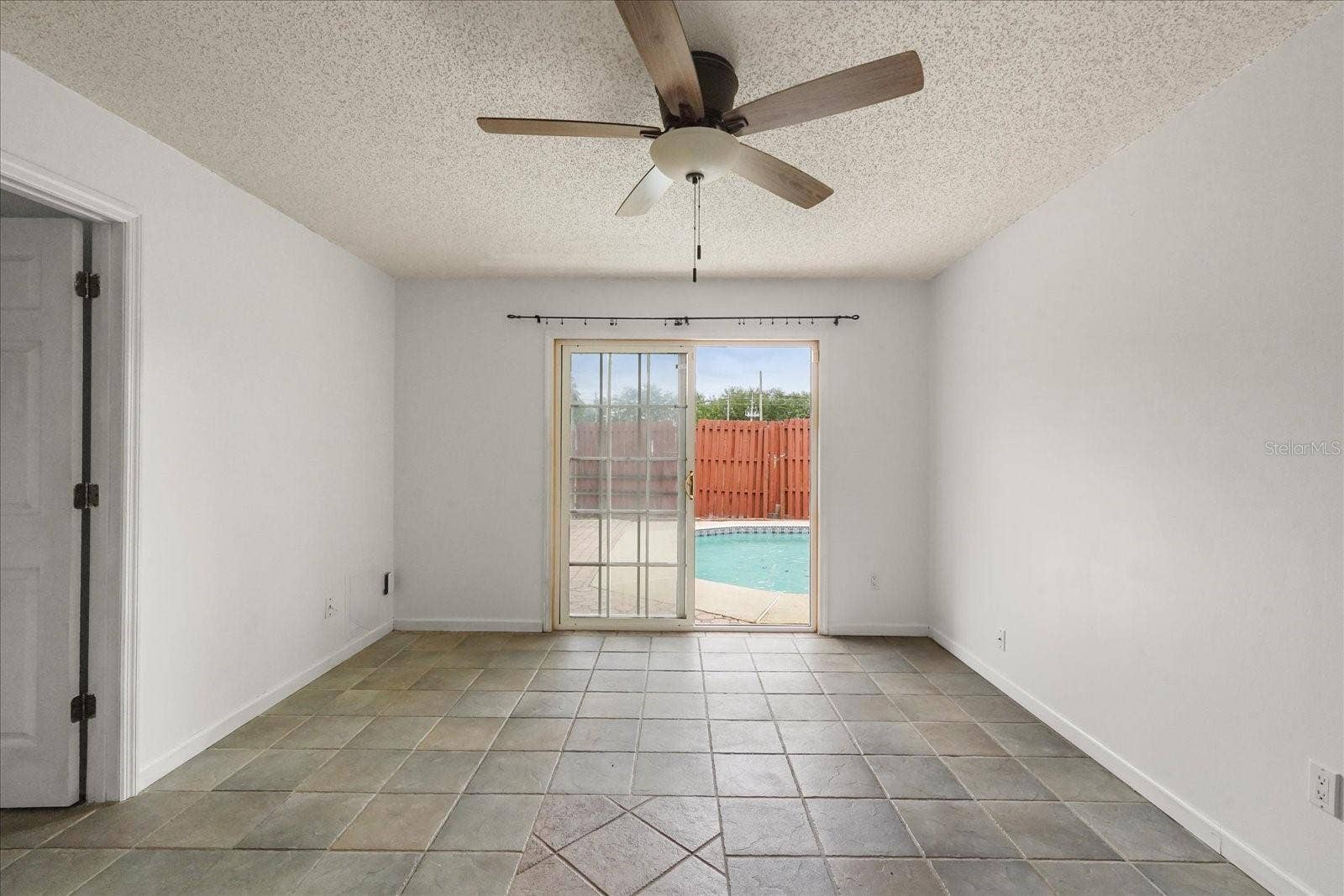 2019 PAPRIKA DRIVE, Orlando, FL 32837 2019 PAPRIKA DRIVE, Orlando, FL 32837