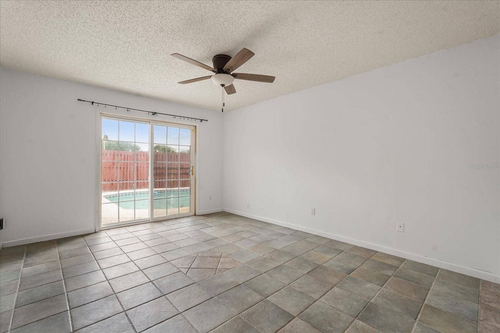 2019 PAPRIKA DRIVE, Orlando, FL 32837 2019 PAPRIKA DRIVE, Orlando, FL 32837
