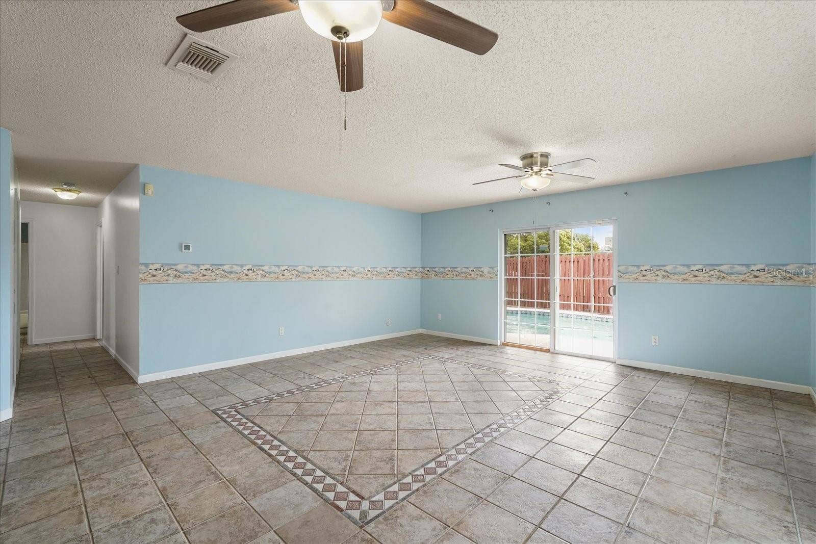 2019 PAPRIKA DRIVE, Orlando, FL 32837 2019 PAPRIKA DRIVE, Orlando, FL 32837