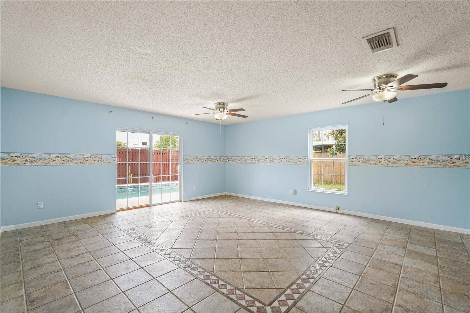 2019 PAPRIKA DRIVE, Orlando, FL 32837 2019 PAPRIKA DRIVE, Orlando, FL 32837