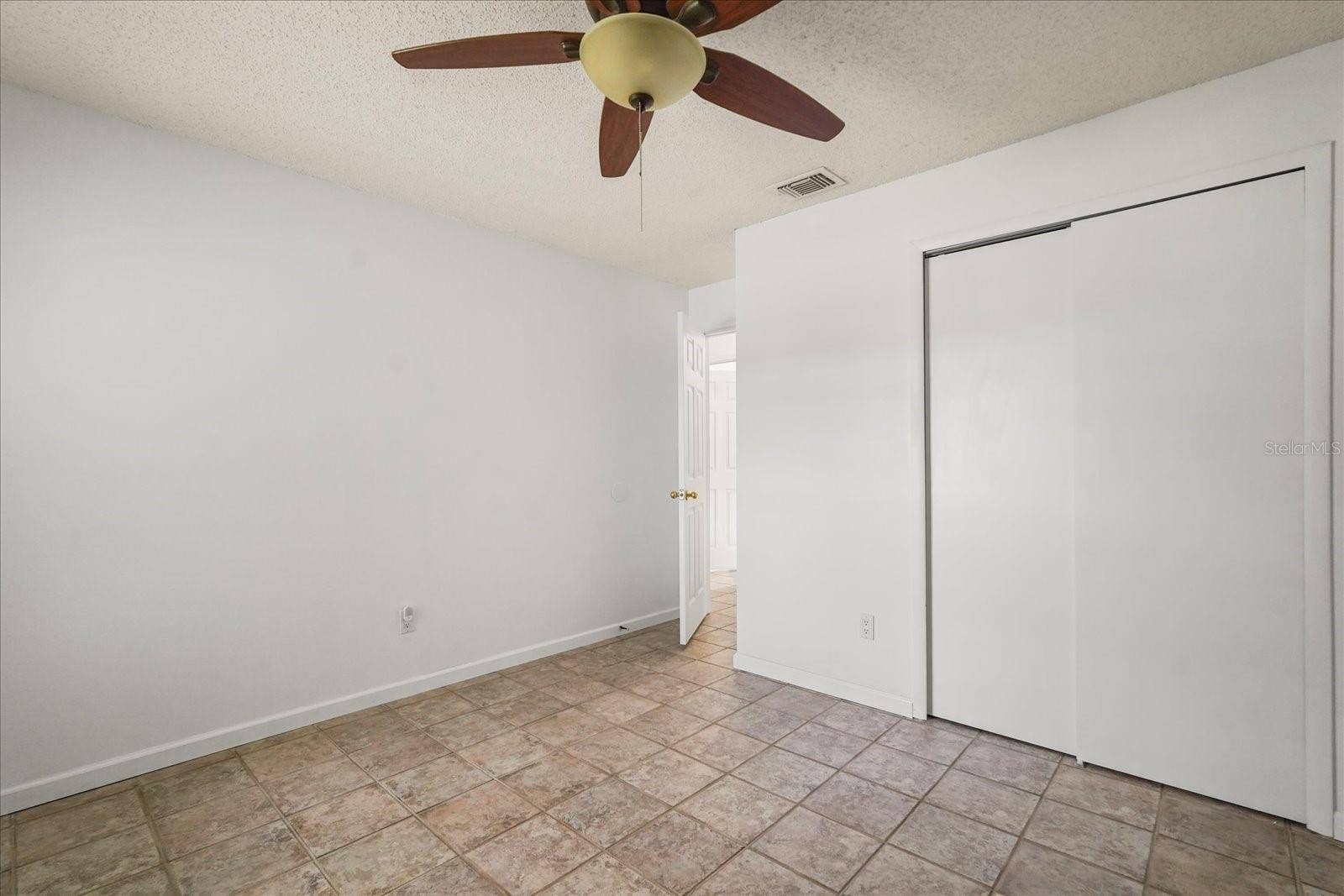 2019 PAPRIKA DRIVE, Orlando, FL 32837 2019 PAPRIKA DRIVE, Orlando, FL 32837