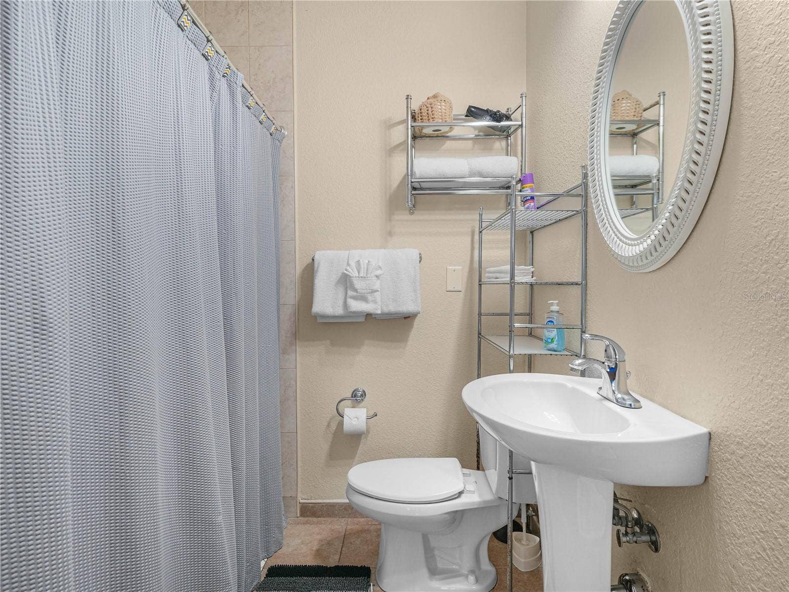 221 CITRUS GROVE BOULEVARD S, Polk City, FL 33868 Bathroom Cottage