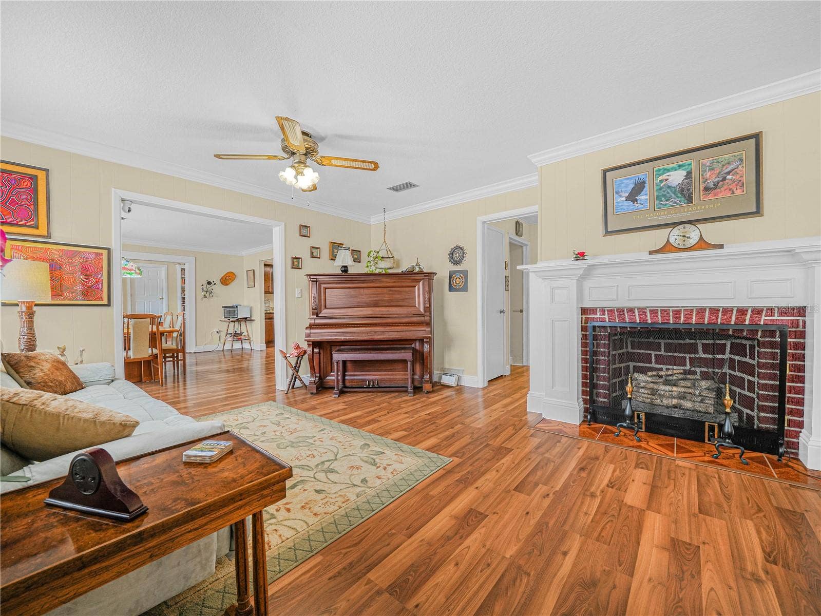 221 CITRUS GROVE BOULEVARD S, Polk City, FL 33868 Living Room