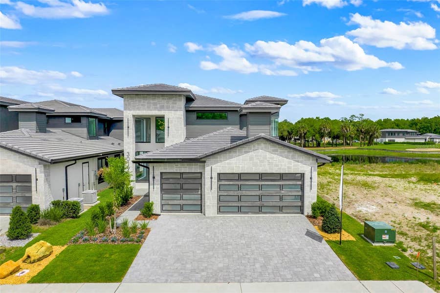 Property photo for 3019 KENSINGTON AVENUE, Davenport, FL