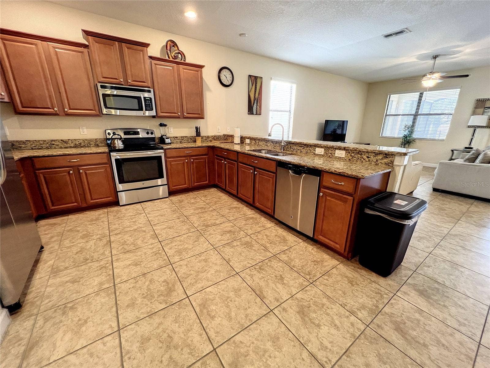 1453 MYRTLEWOOD STREET, Davenport, FL 33896 1453 MYRTLEWOOD STREET, Davenport, FL 33896
