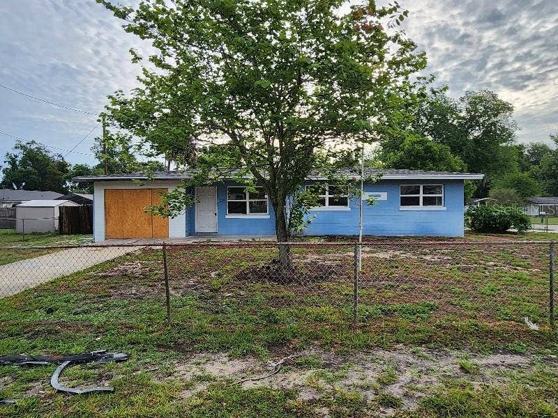 1239 OLD KINGS ROAD, Daytona Beach, FL 32117