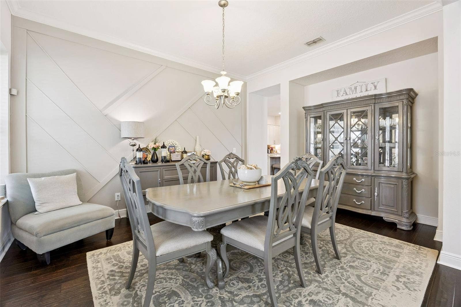 907 EASLEY AVENUE, Winter Garden, FL 34787 907 EASLEY AVENUE, Winter Garden, FL 34787