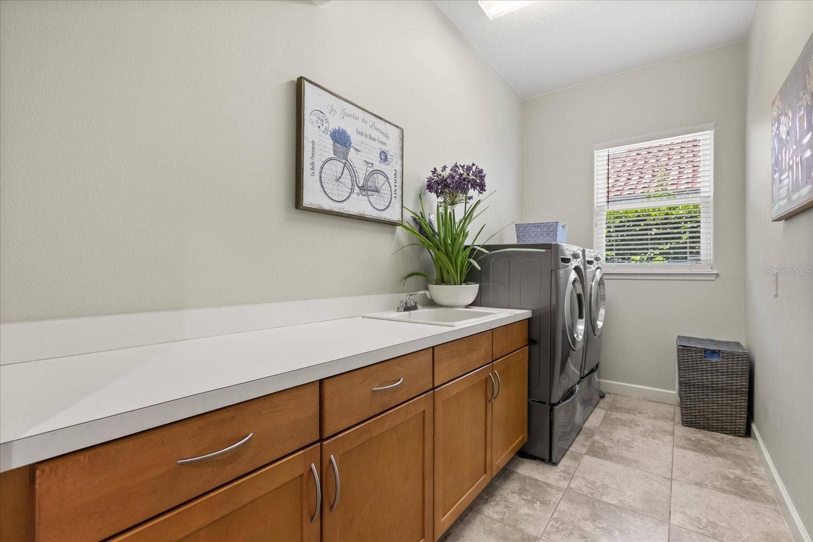 1554 LAKE RHEA DRIVE, Windermere, FL 34786 First Floor Laundry Room