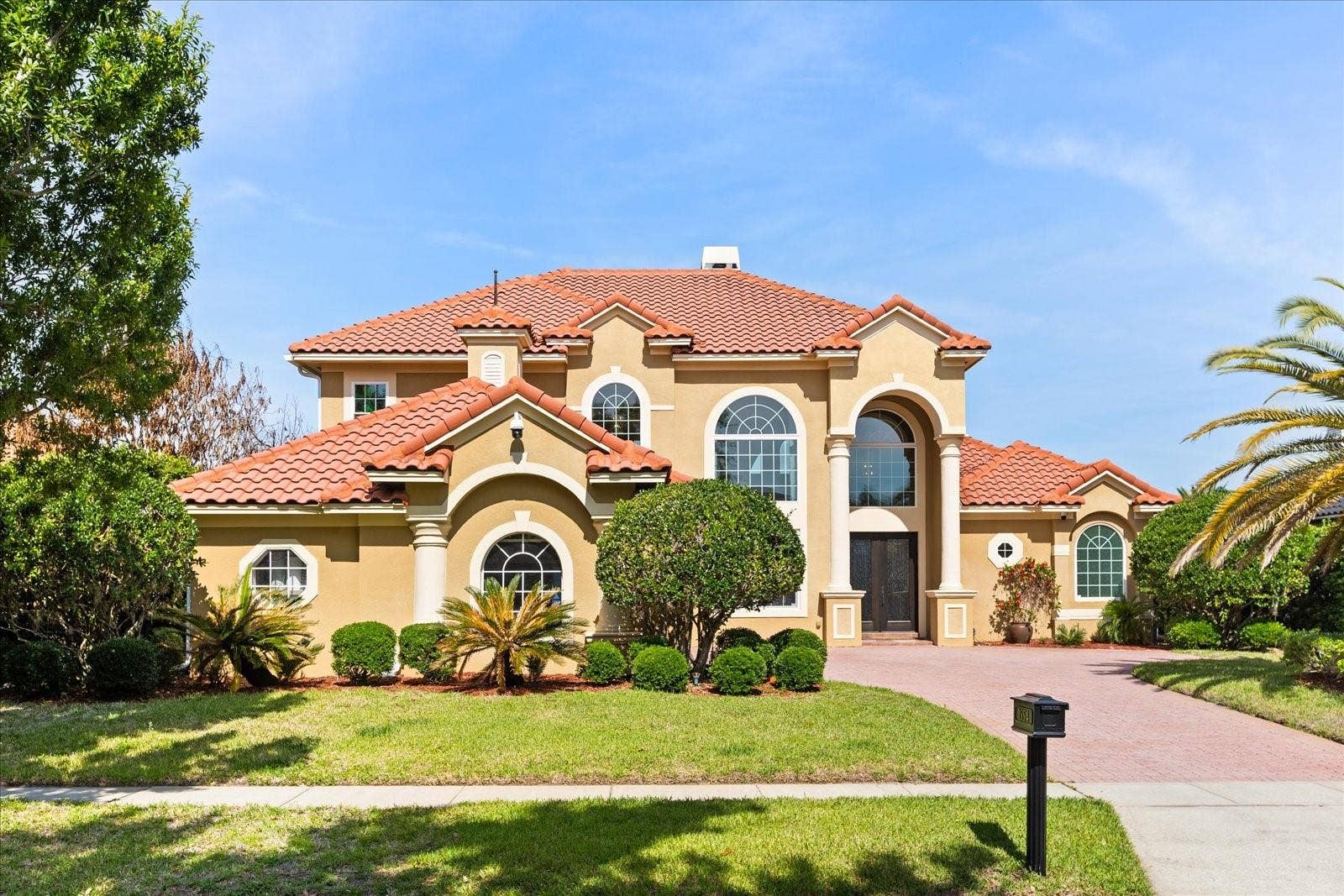 1554 LAKE RHEA DRIVE, Windermere, FL 34786 1554 LAKE RHEA DRIVE, Windermere, FL 34786