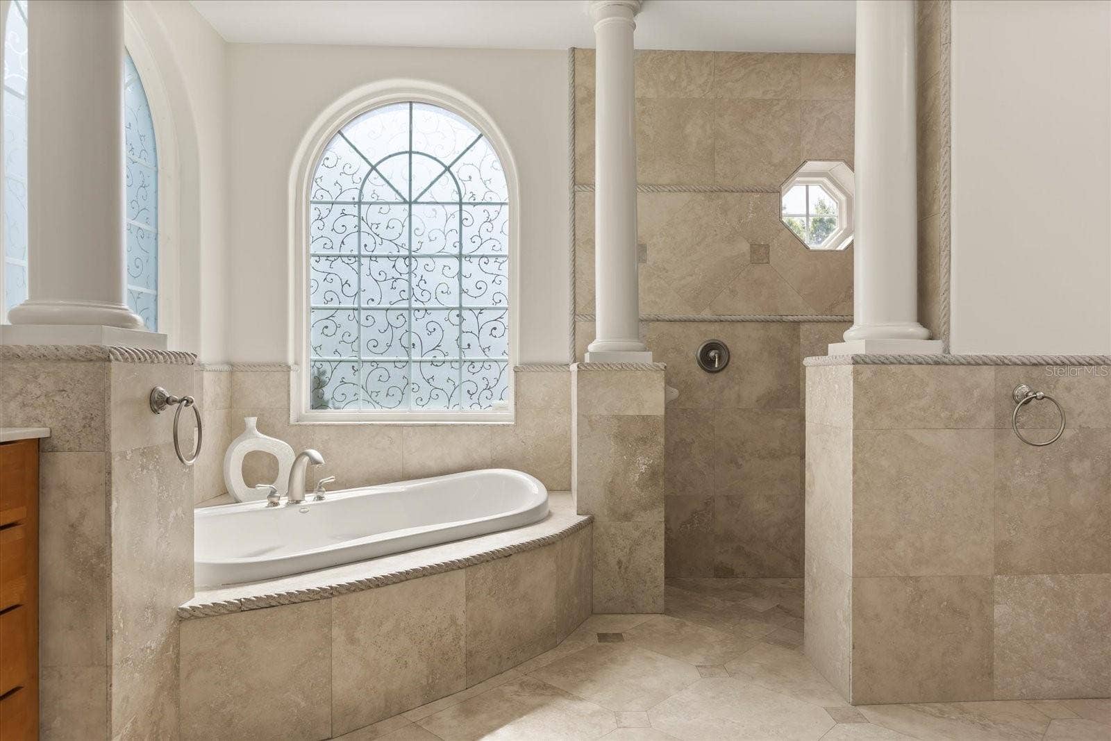 1554 LAKE RHEA DRIVE, Windermere, FL 34786 Primary Bathroom