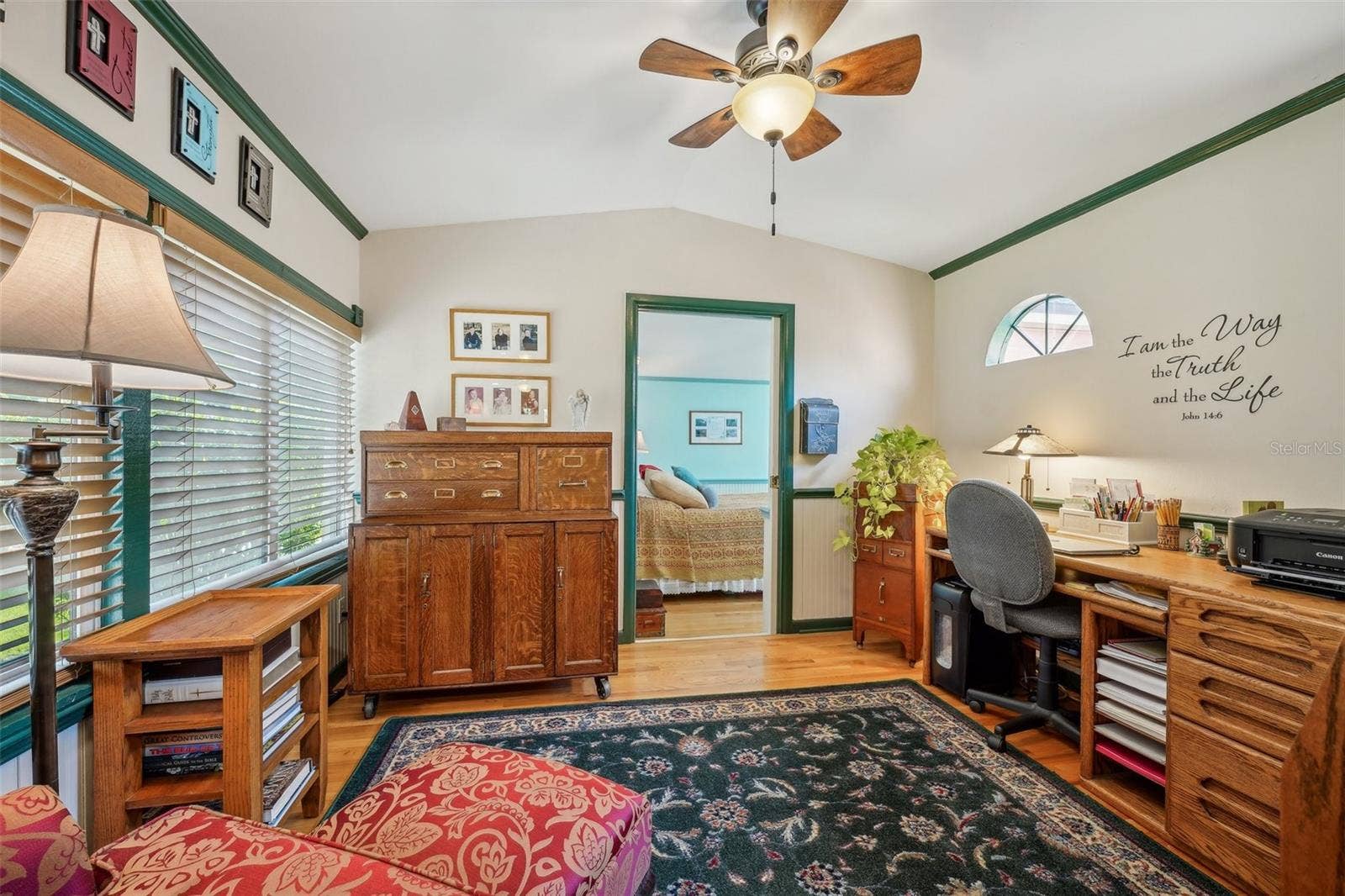 1020 VENETIAN AVENUE, Orlando, FL 32804 1020 VENETIAN AVENUE, Orlando, FL 32804