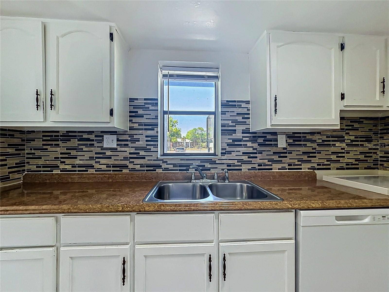 2636 LEMON TREE LANE, Orlando, FL 32839 2636 LEMON TREE LANE, Orlando, FL 32839
