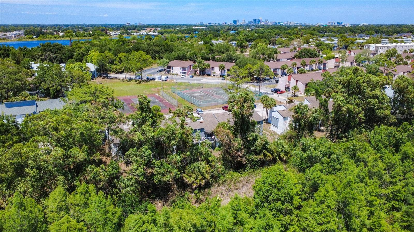 2636 LEMON TREE LANE, Orlando, FL 32839 2636 LEMON TREE LANE, Orlando, FL 32839