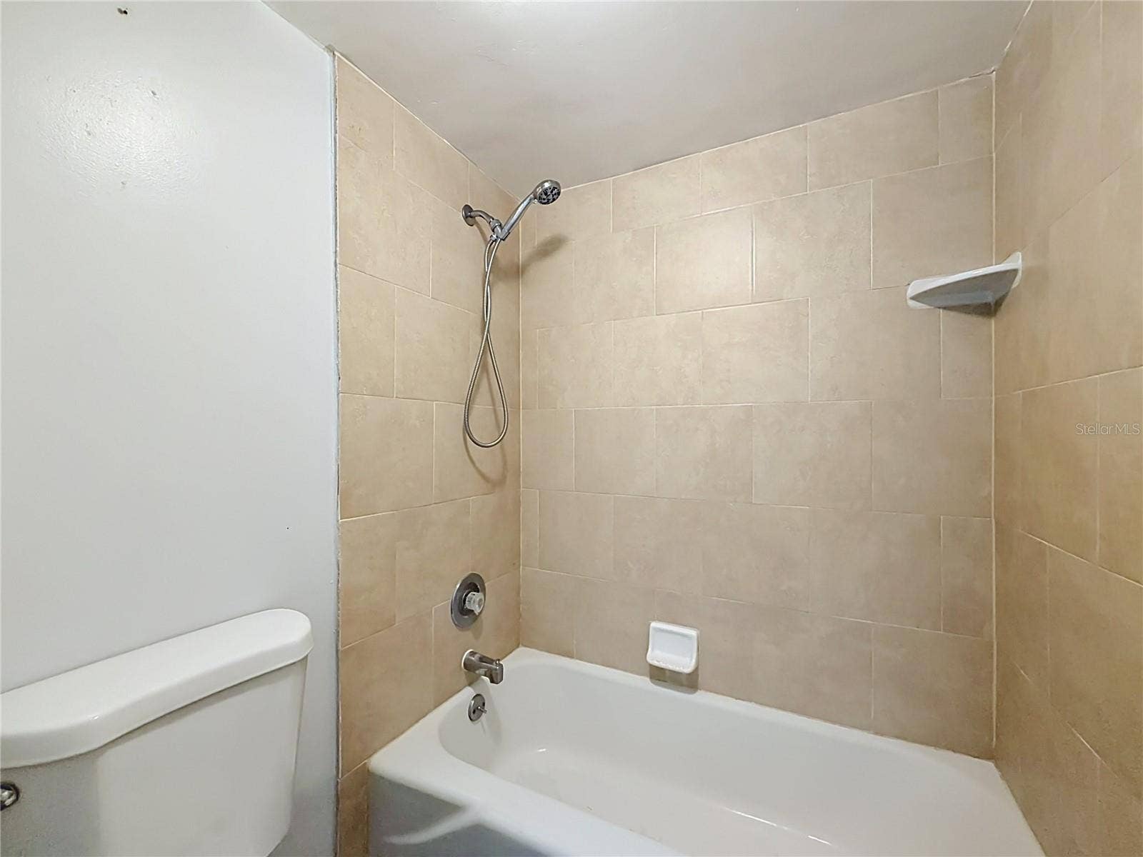 2636 LEMON TREE LANE, Orlando, FL 32839 2636 LEMON TREE LANE, Orlando, FL 32839