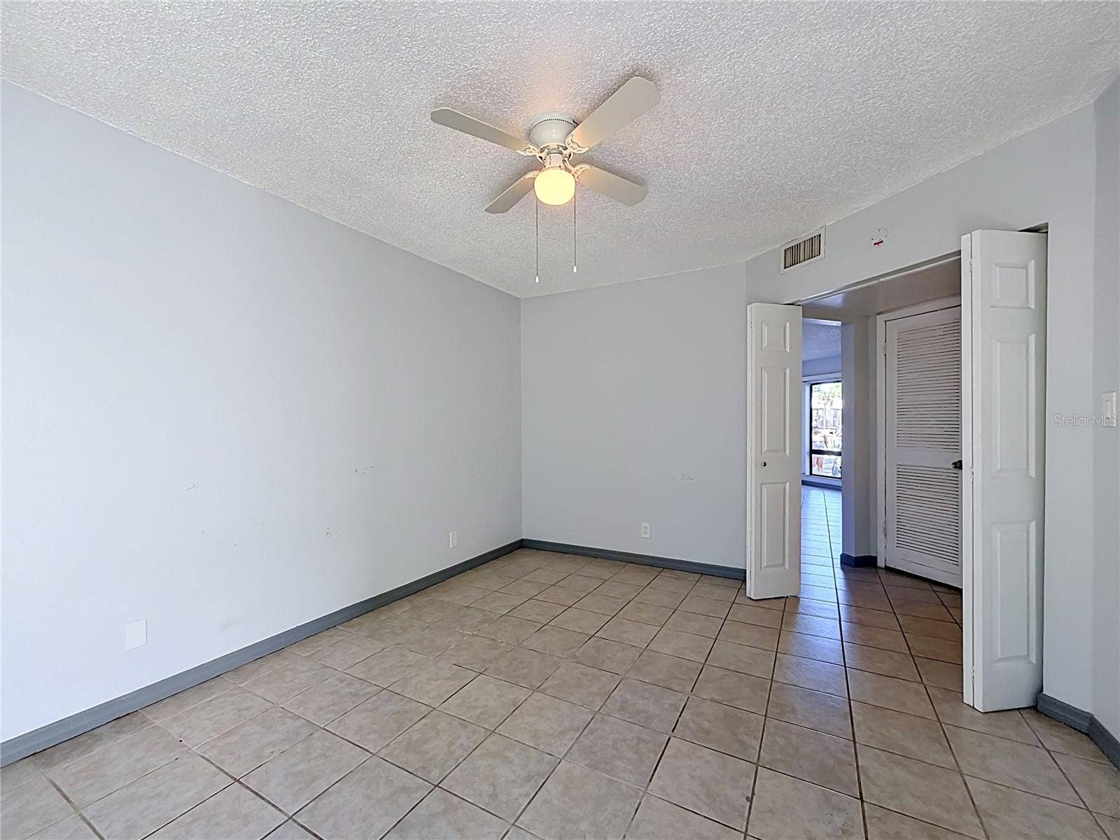 2636 LEMON TREE LANE, Orlando, FL 32839 2636 LEMON TREE LANE, Orlando, FL 32839