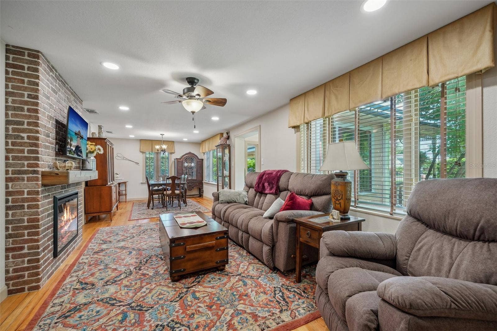 1020 VENETIAN AVENUE, Orlando, FL 32804 1020 VENETIAN AVENUE, Orlando, FL 32804