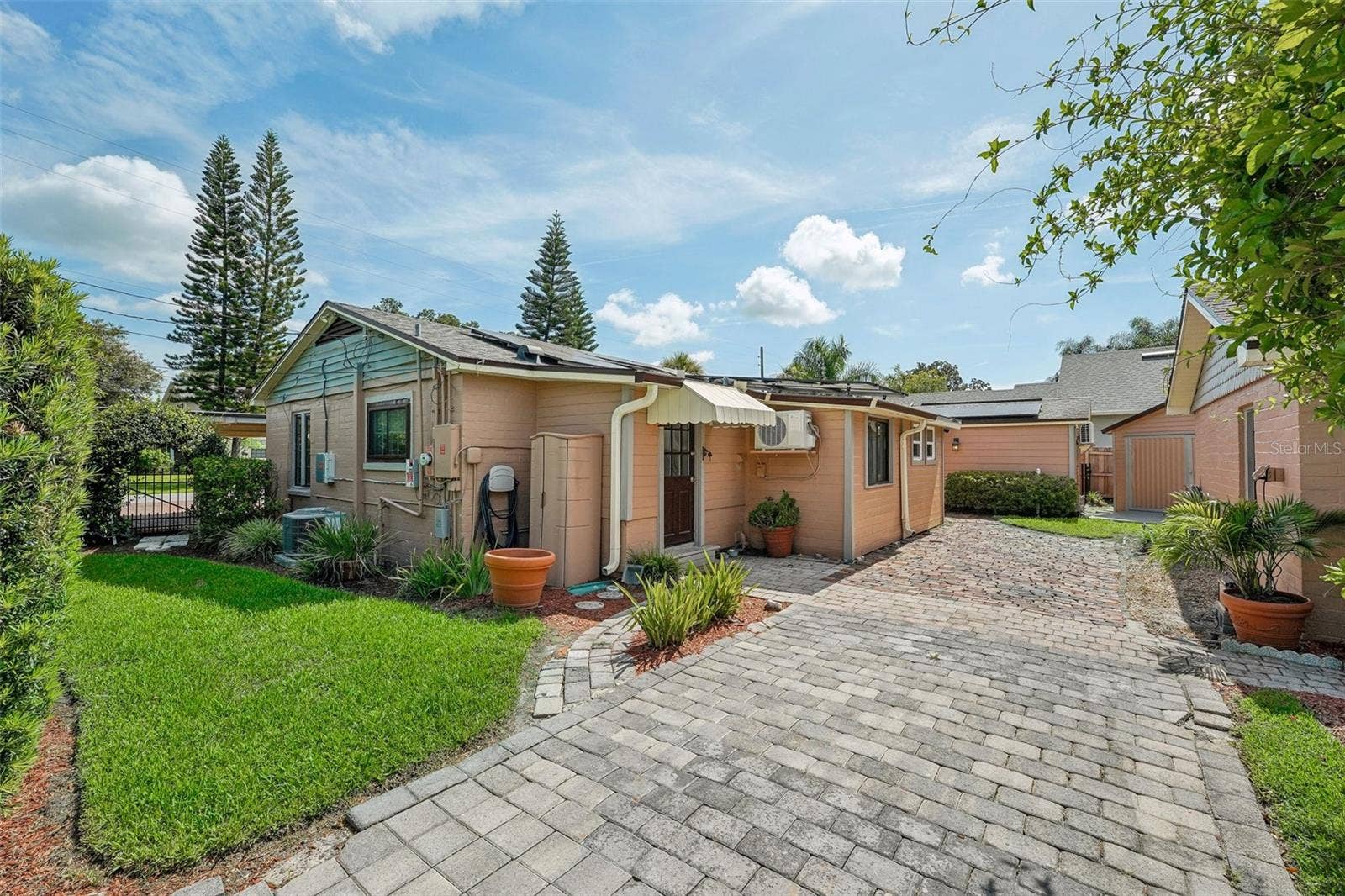 1020 VENETIAN AVENUE, Orlando, FL 32804 1020 VENETIAN AVENUE, Orlando, FL 32804
