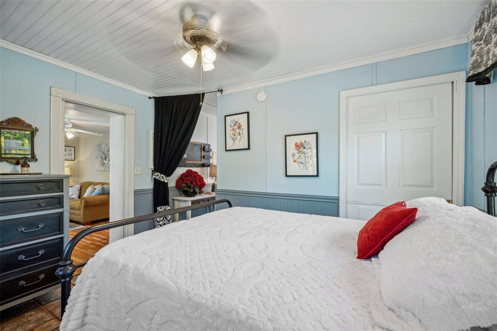 1020 VENETIAN AVENUE, Orlando, FL 32804 1020 VENETIAN AVENUE, Orlando, FL 32804