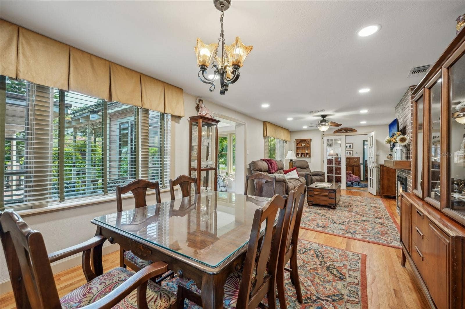 1020 VENETIAN AVENUE, Orlando, FL 32804 1020 VENETIAN AVENUE, Orlando, FL 32804
