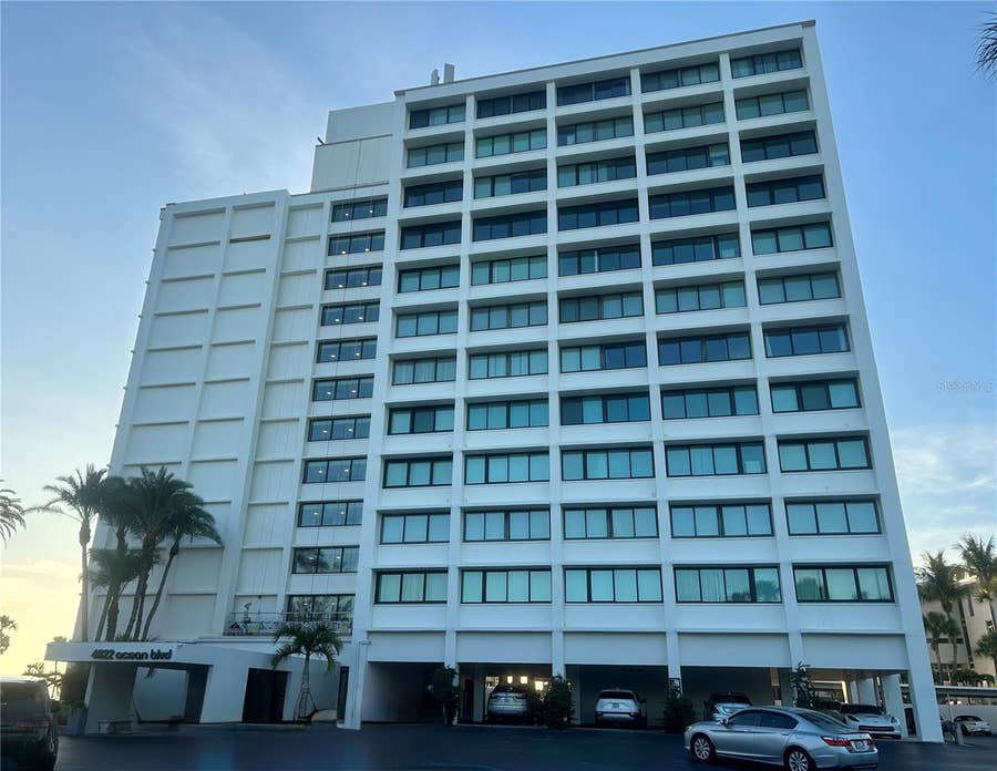 Property photo for 4822 OCEAN BOULEVARD, #3D, Sarasota, FL