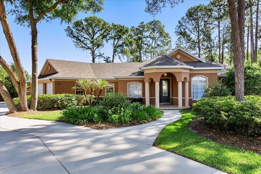 Property photo for 1064 CEASARS COURT, Mount Dora, FL