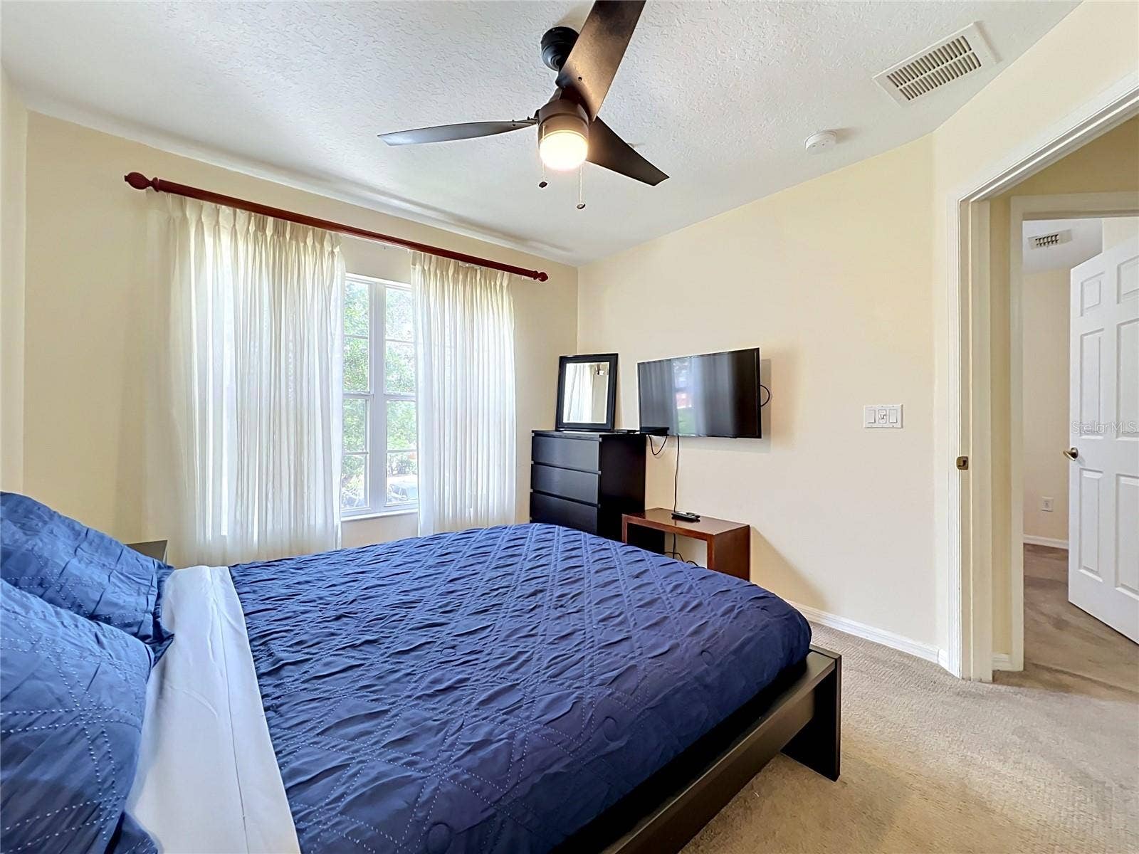 7586 ASSEMBLY LANE, Reunion, FL 34747 7586 ASSEMBLY LANE, Reunion, FL 34747