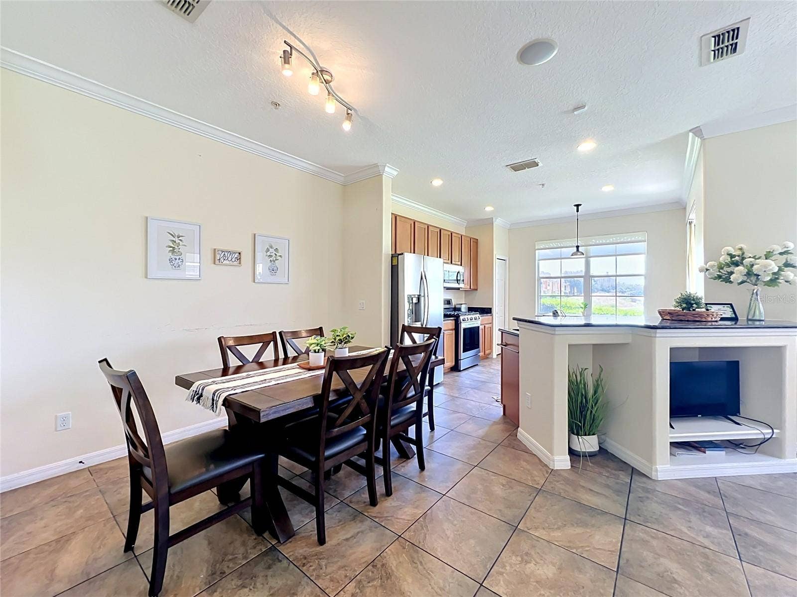 7586 ASSEMBLY LANE, Reunion, FL 34747 7586 ASSEMBLY LANE, Reunion, FL 34747