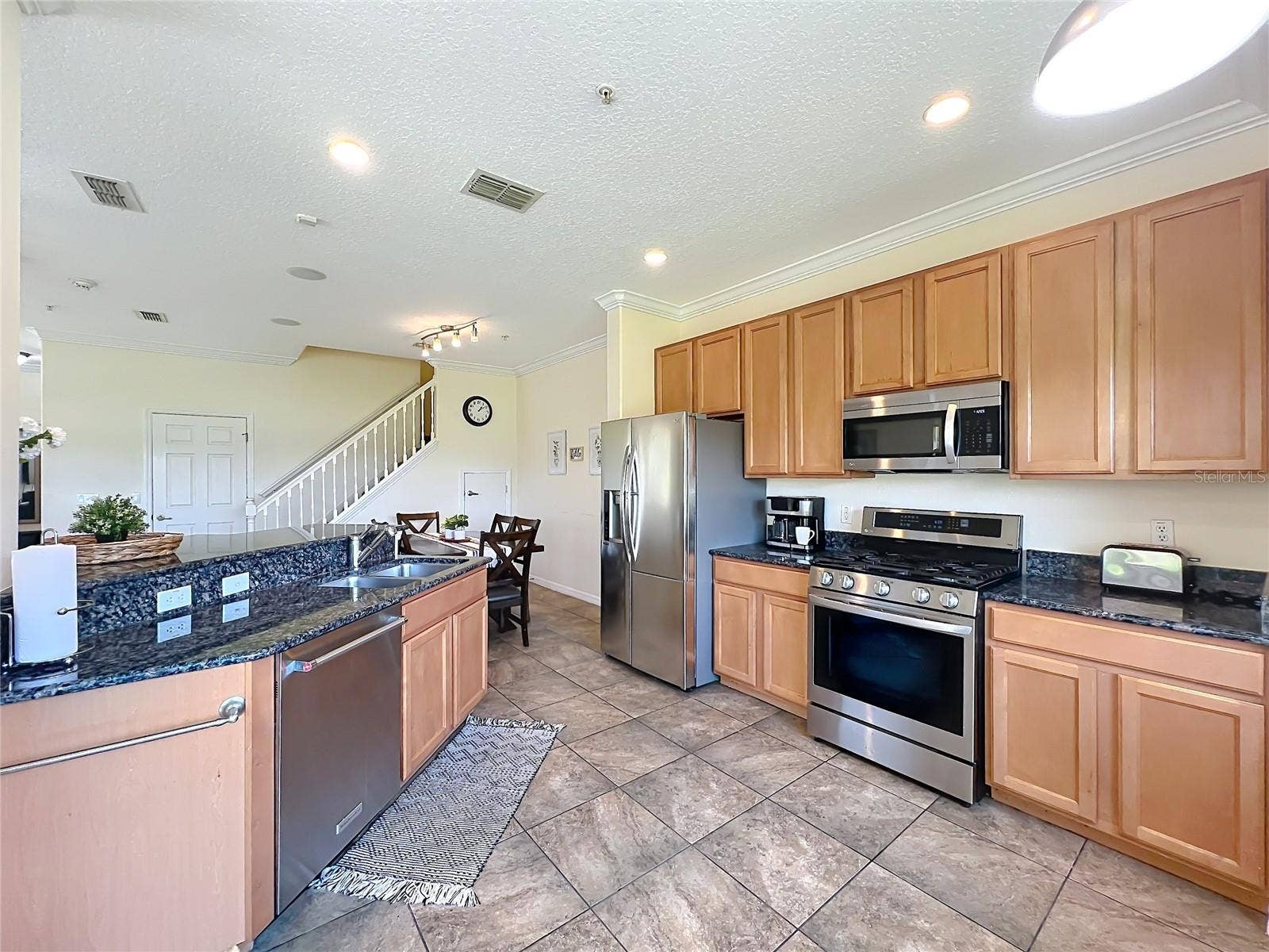 7586 ASSEMBLY LANE, Reunion, FL 34747 7586 ASSEMBLY LANE, Reunion, FL 34747