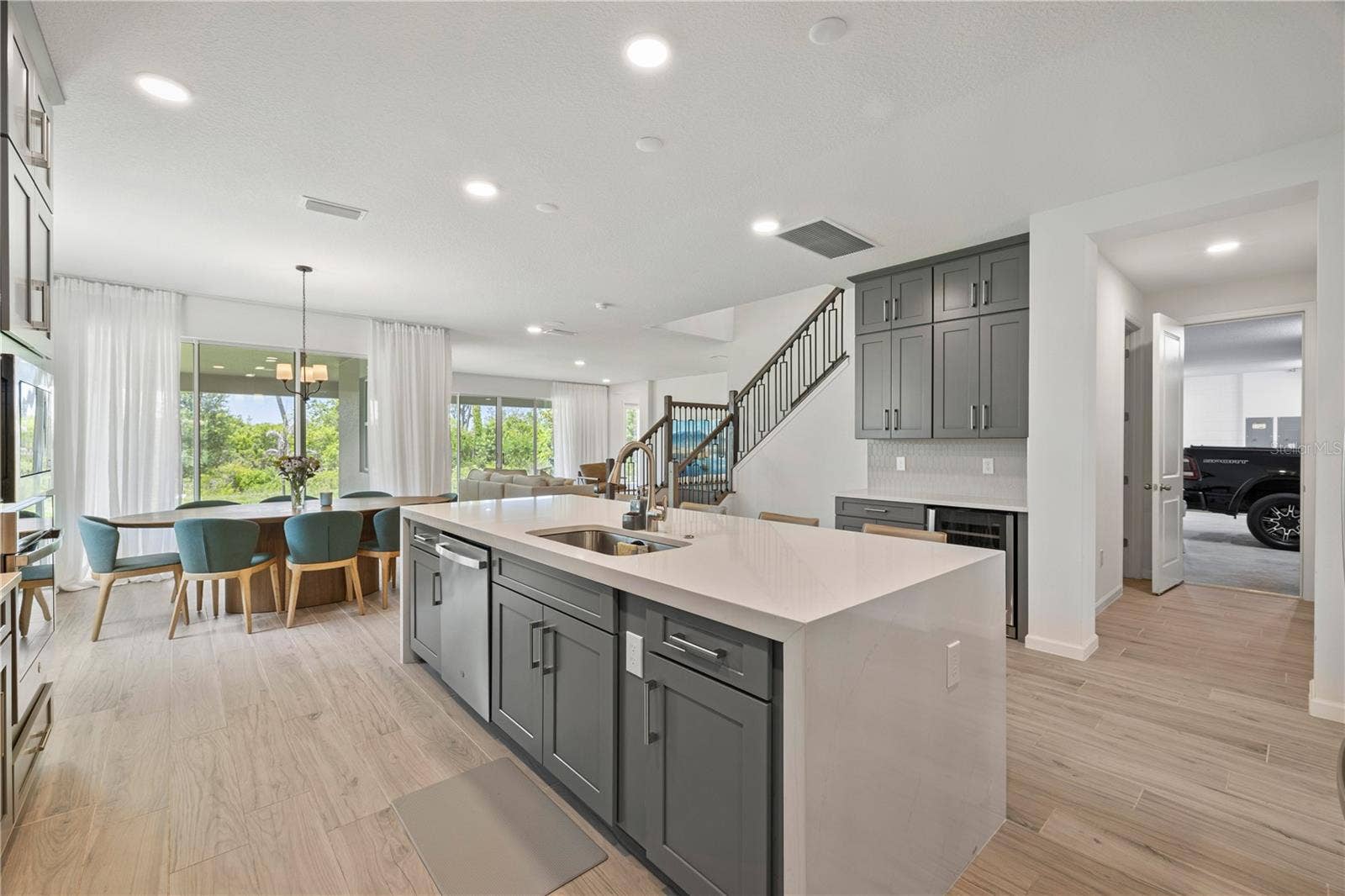 17372 GLOSSY POMELO WAY, Winter Garden, FL 34787 17372 GLOSSY POMELO WAY, Winter Garden, FL 34787