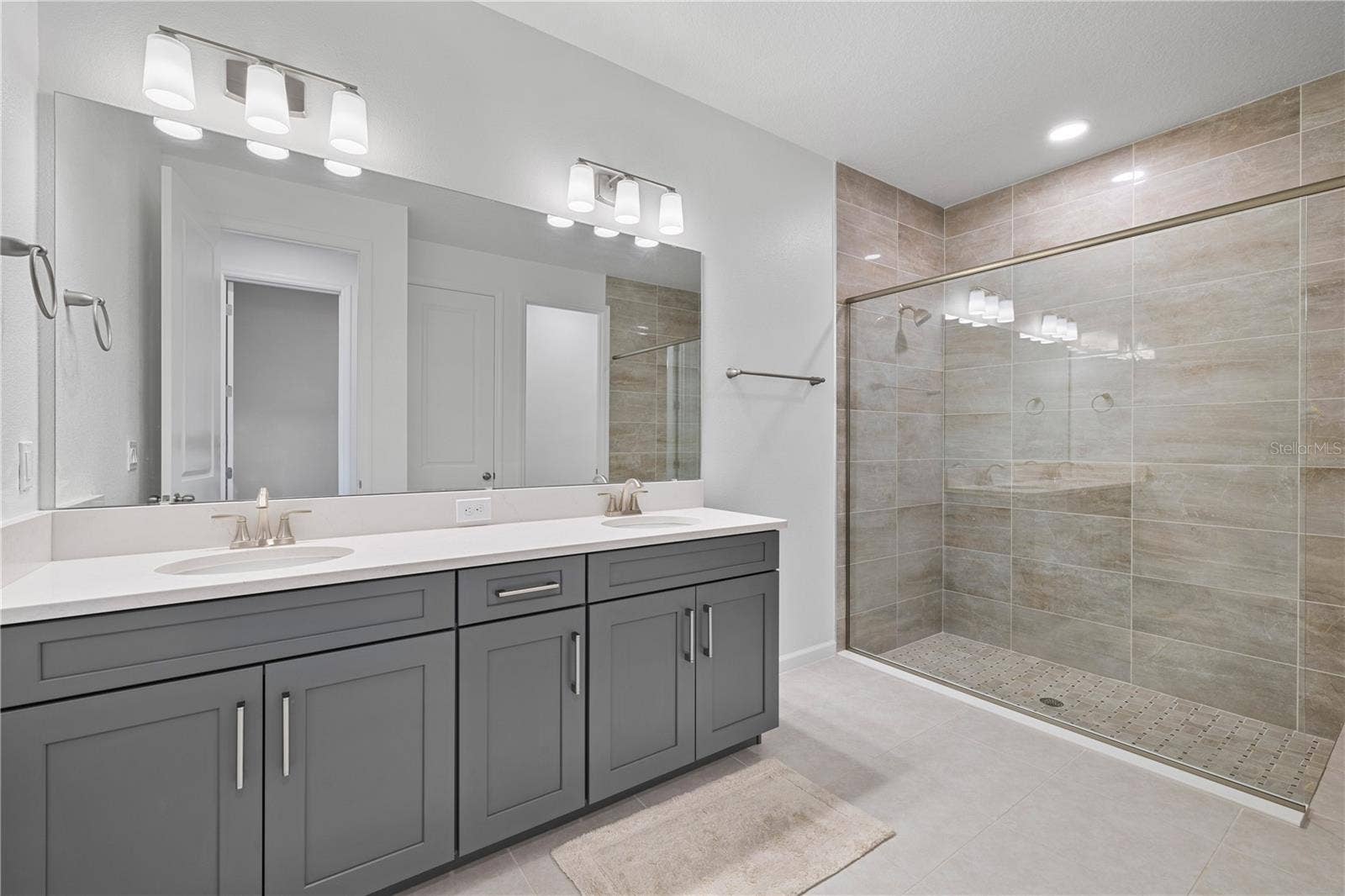 17372 GLOSSY POMELO WAY, Winter Garden, FL 34787 17372 GLOSSY POMELO WAY, Winter Garden, FL 34787